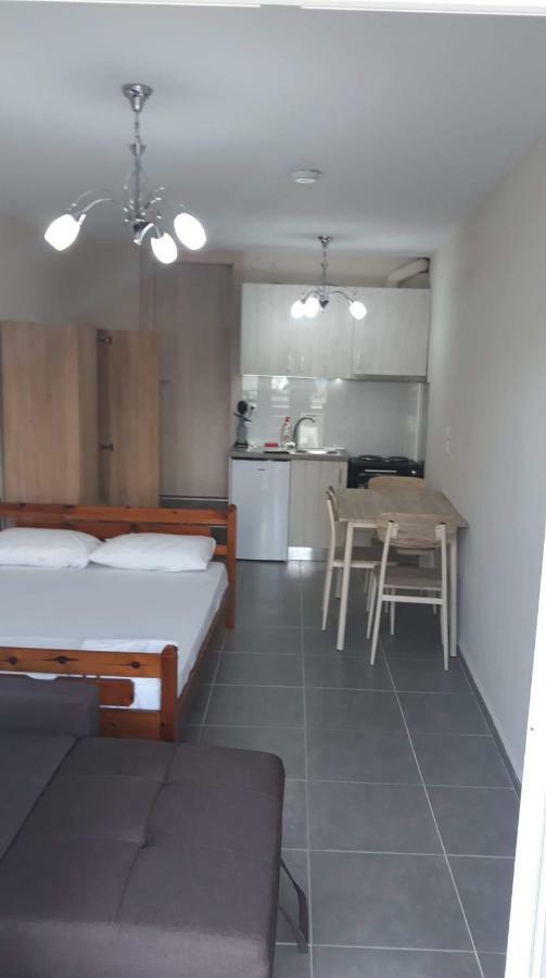 Stathoris Deluxe Studio Nea Peramos  Ngoại thất bức ảnh
